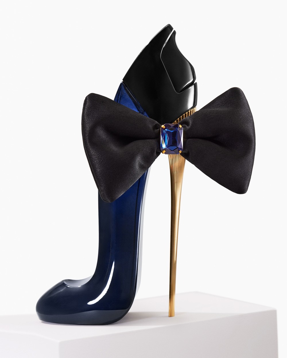 Carolina Herrera Good Girl Bow - Perfume Fragrance Direct review and price